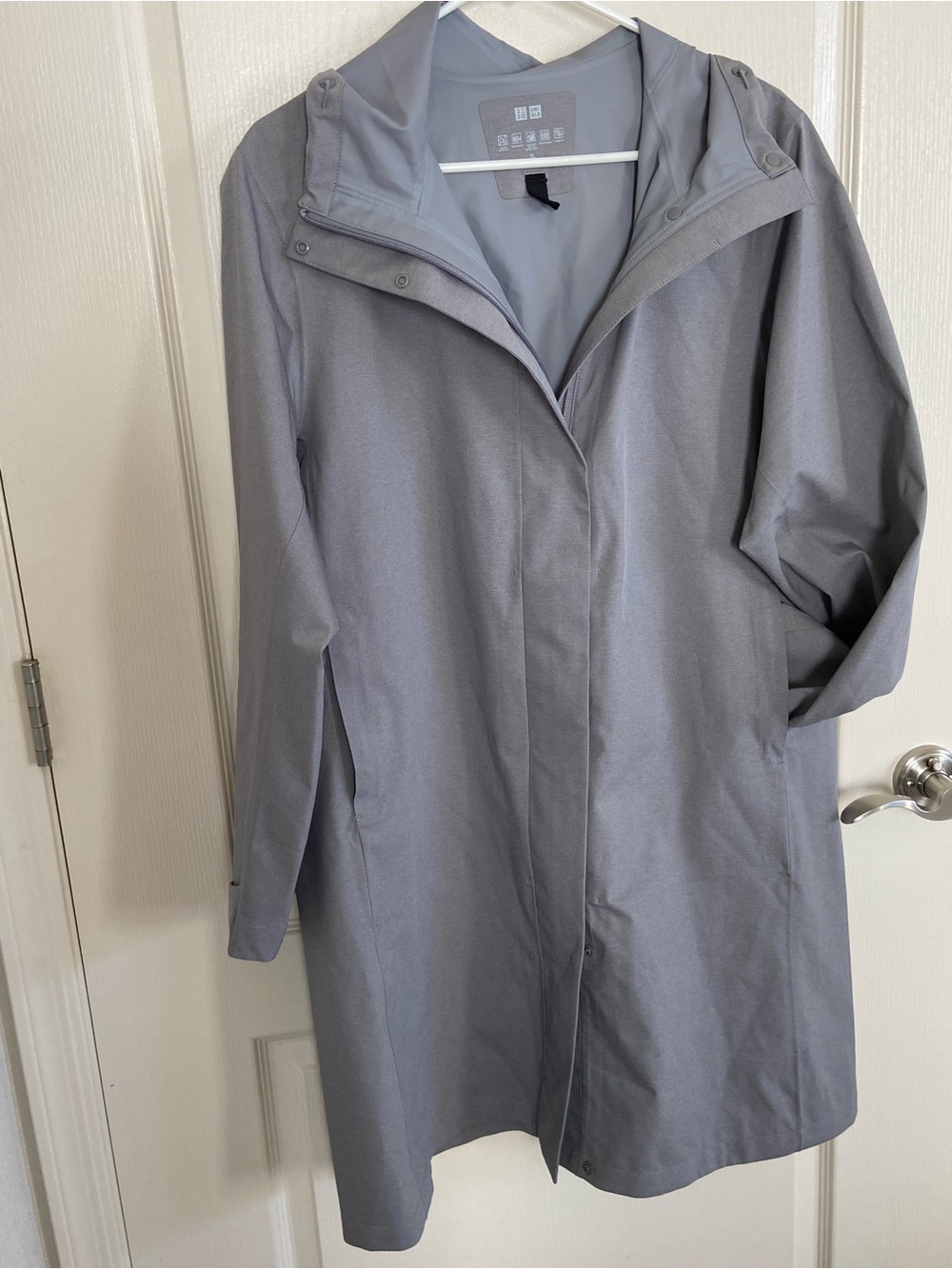 Uniqlo Gray Hooded Tech Fabric Shell Jacket